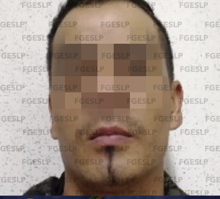 POR PRESUNTO ROBO A UNA TIENDA DE ABARROTES EN SLP FISCALÍA DETUVO A UN HOMBRE