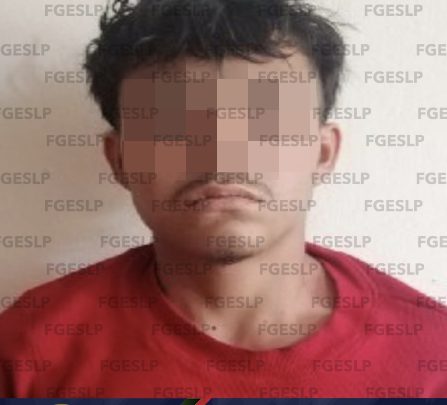 EN MATEHUALA FGE DETUVO A HOMBRE QUE CONDUCÍA UNA MOTOCICLETA CON REPORTE DE ROBO