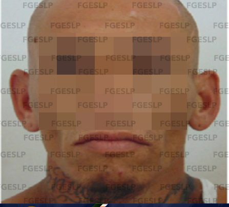FGE DETUVO A UN HOMBRE ACUSADO DE UN ROBO A TIENDA DE CONVENIENCIA EN SLP