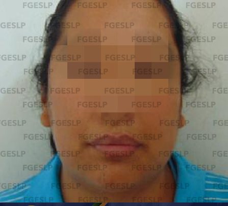 FGE DETIENE A MUJER POR PRESUNTO ROBO A TIENDA DE CONVENIENCIA EN SLP