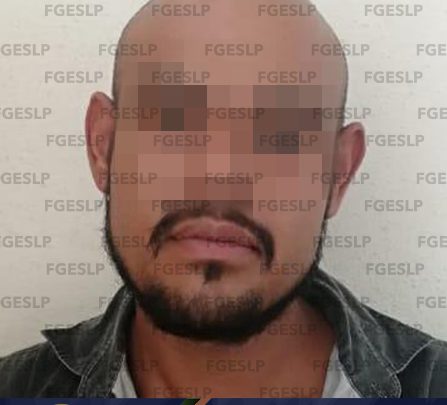 FGE DETIENE A HOMBRE POR PRESUNTO ROBO DE AUTOMÓVIL EN SLP
