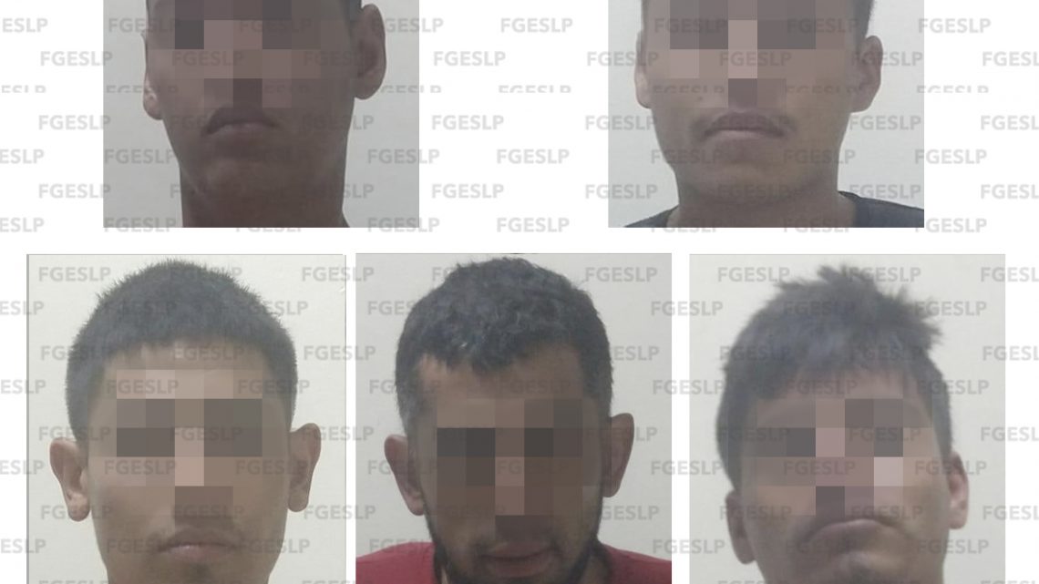 AUTORIDADES CAPTURAN A 5 HOMBRES Y ASEGURAN ARMAMENTO Y EQUIPO TÁCTICO AUTORIDADES CAPTURAN A 5 HOMBRES Y ASEGURAN ARMAMENTO Y EQUIPO TÁCTICO