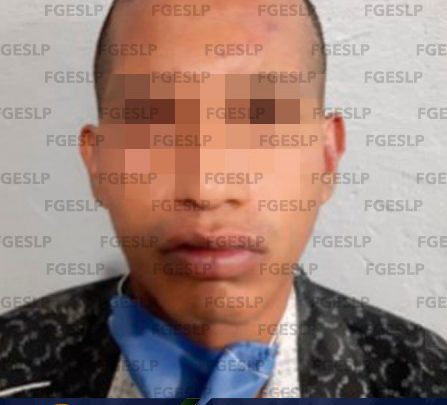 FISCALÍA ARRESTA A HOMBRE POR PRESUNTA VIOLENCIA FAMILIAR EN COXCATLÁN