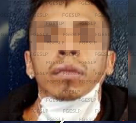 PDI ASEGURA A UN HOMBRE QUE PRESUNTAMENTE PORTABA UN ARMA PROHIBIDA