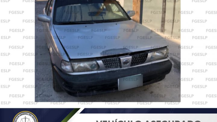 PDI DE LA FGE ASEGURA UN CARRO REPORTADO COMO ROBADO EN SLP