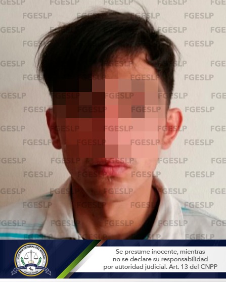POLICÍAS DE FGE DETUVIERON A UN SUJETO EN MATEHUALA POR PRESUNTO ROBO A UNA CASA POLICÍAS DE FGE DETUVIERON A UN SUJETO EN MATEHUALA POR PRESUNTO ROBO A UNA CASA