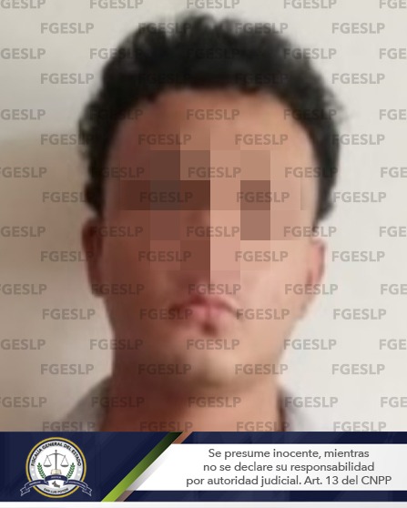 AGENTES DE FGE DETUVIERON A JOVEN POR PRESUNTA VIOLACIÓN A SU EX NOVIA EN MATEHUALA AGENTES DE FGE DETUVIERON A JOVEN POR PRESUNTA VIOLACIÓN A SU EX NOVIA EN MATEHUALA