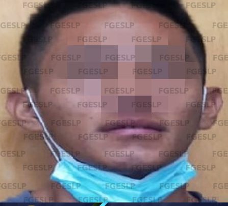 FISCALÍA DETUVO A SUJETO POR PRESUNTO ROBO A UNA PALETERÍA DE SLP