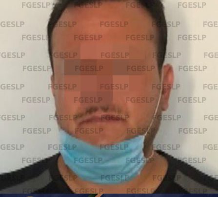 POR USURPACIÓN DE FUNCIONES Y USO INDEBIDO DE CONDECORACIONES PDI DETIENE A SUJETO