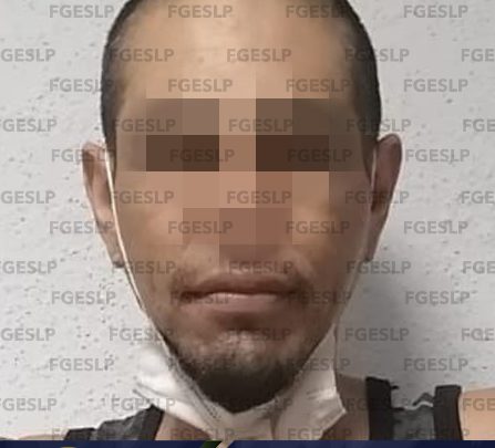 AGENTES DE FGE CAPTURAN A PRESUNTO RESPONSABLE DE UN HOMICIDIO EN SGS