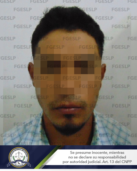 DETIENE FGE A JOVEN POR PROBABLE ROBO DE MOTO EN EL MORRO DETIENE FGE A JOVEN POR PROBABLE ROBO DE MOTO EN EL MORRO