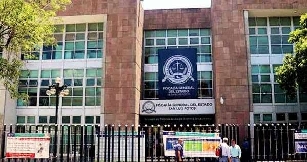 INVESTIGA FISCALÍA ROBO A LA CFE DE CIUDAD VALLES INVESTIGA FISCALÍA ROBO A LA CFE DE CIUDAD VALLES