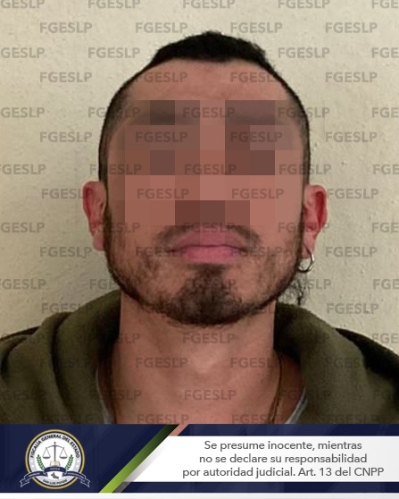 DETIENEN A HOMBRE POR PROBABLES ULTRAJES A LA AUTORIDAD