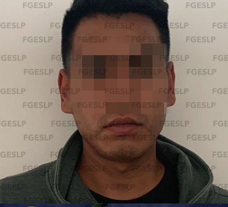 POLICÍAS DE FGE APREHENDEN A UN JOVEN POR PRESUNTO HOMICIDIO EN SGS