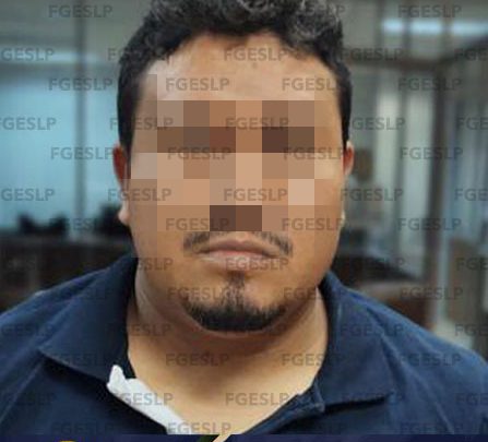 AGENTES DE FGE CAPTURAN A INDIVIDUO Y ASEGURAN ARMAS EN CIUDAD FERNÁNDEZ