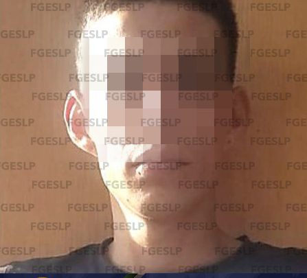 AGENTES DE LA FGE APREHENDEN A UN SUJETO POR ROBO A TIENDA DE CONVENIENCIA