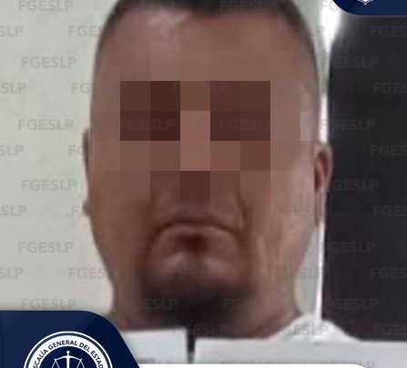 FGE DETIENE A SUJETO SEÑALADO DE ROBO A UNA ESTÉTICA