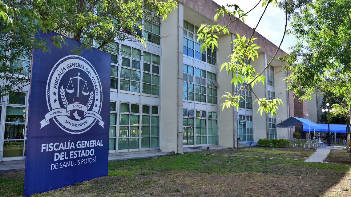 HOMICIDIO EN PRADOS ES INVESTIGADO POR LA PDI HOMICIDIO EN PRADOS ES INVESTIGADO POR LA PDI