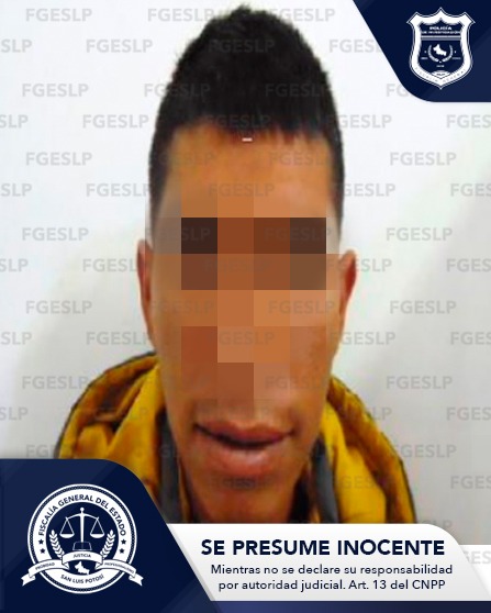 HOMBRE QUE HABRÍA ROBADO EN FARMACIA, FUE DETENIDO POR POLICÍA DE FGE HOMBRE QUE HABRÍA ROBADO EN FARMACIA, FUE DETENIDO POR POLICÍA DE FGE