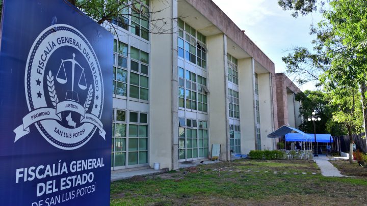 FISCALÍA ATIENDE A FAMILIARES DE MENOR NO LOCALIZADA EN LA CAPITAL POTOSINA