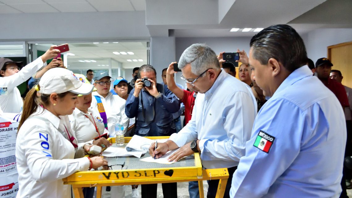 FISCAL GENERAL RECIBE A COLECTIVOS DE BÚSQUEDA DE PERSONAS FISCAL GENERAL RECIBE A COLECTIVOS DE BÚSQUEDA DE PERSONAS
