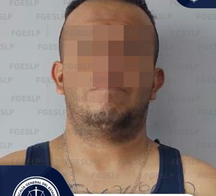 FISCALÍA DETIENE A UN SUJETO QUE HABRÍA INTENTADO HERIR A POLICÍAS DE INVESTIGACIÓN