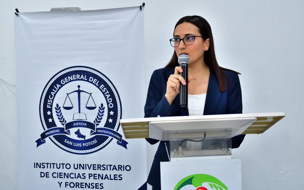 FISCALÍA CAPACITA A POLICÍAS MUNICIPALES DE LA HUASTECA FISCALÍA CAPACITA A POLICÍAS MUNICIPALES DE LA HUASTECA