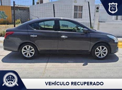 PDI ASEGURA VEHÍCULO CON REPORTE DE ROBO EN LA CAPITAL PDI ASEGURA VEHÍCULO CON REPORTE DE ROBO EN LA CAPITAL