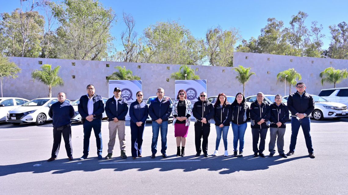 FGESLP ENTREGA VEHÍCULOS PARA FORTALECER LA PROCURACIÓN DE JUSTICIA FGESLP ENTREGA VEHÍCULOS PARA FORTALECER LA PROCURACIÓN DE JUSTICIA