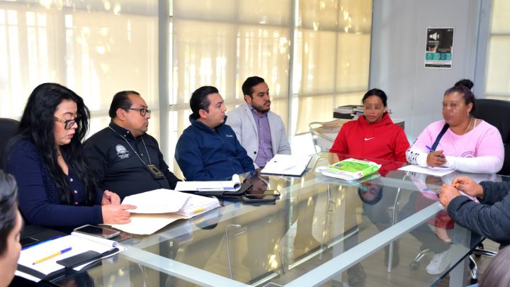 FISCALÍA POTOSINA ATIENDE A MANIFESTANTES