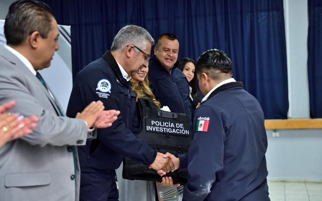 FISCALÍA DE SLP EQUIPA A SU POLICÍA CON EQUIPO TÁCTICO
