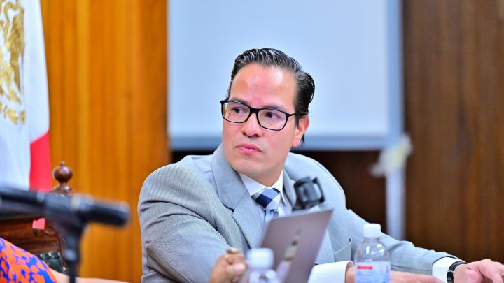 FISCALÍA ESPECIALIZADA EN MATERIA DE DELITOS ELECTORALES BRINDA CÁTEDRA A ESTUDIANTES DE DERECHO DE LA UASLP