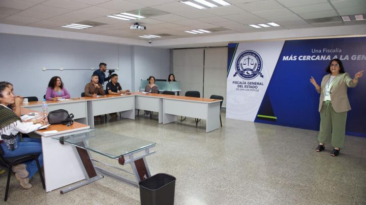 FISCALÍA DE FEMINICIDIOS PROFESIONALIZA A SU PERSONAL CON TALLER SOBRE INCLUSIÓN Y DERECHOS HUMANOS