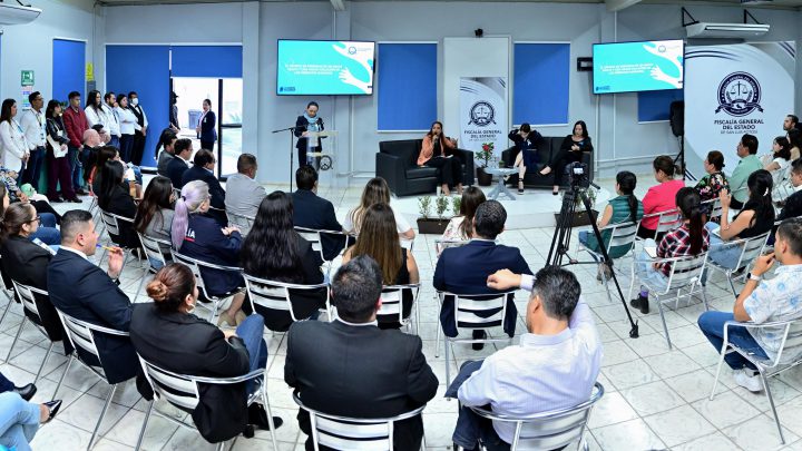 FISCALÍA DE DERECHOS HUMANOS DIRIGE CONVERSATORIO A PERSONAL DE LA FGESLP SOBRE LA TRATA DE PERSONAS