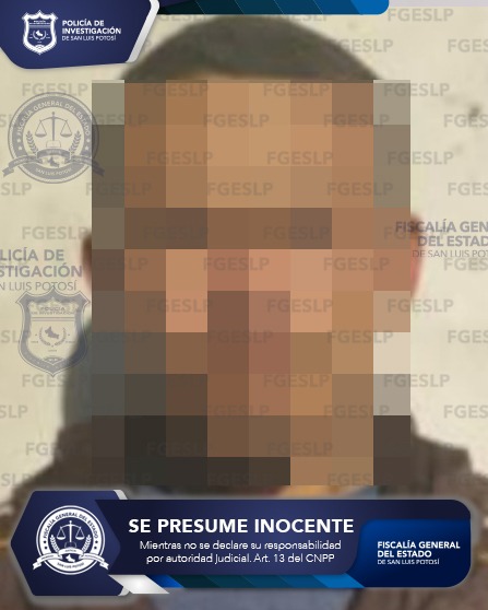 POLICÍAS DE LA FGESLP APREHENDEN A SEÑALADO DE PORTACIÓN DE ARMAS PROHIBIDAS POLICÍAS DE LA FGESLP APREHENDEN A SEÑALADO DE PORTACIÓN DE ARMAS PROHIBIDAS