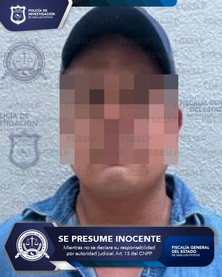 FISCALÍA DETIENE EN LA CAPITAL POTOSINA A UN HOMBRE QUE CONDUCÍA UN AUTOMÓVIL ROBADO