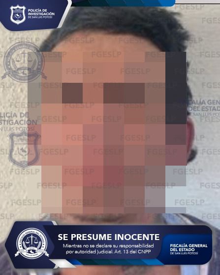 AGENTES DE INVESTIGACIÓN DETUVIERON EN SLP A JUAN “N” POR PORTACIÓN DE ARMAS PROHIBIDAS AGENTES DE INVESTIGACIÓN DETUVIERON EN SLP A JUAN “N” POR PORTACIÓN DE ARMAS PROHIBIDAS