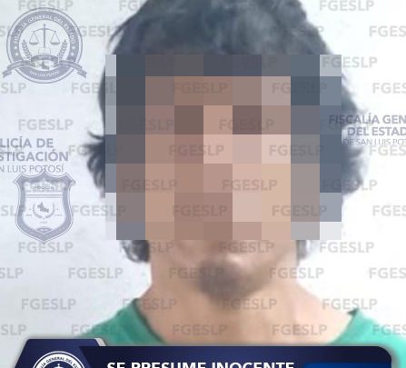 POLICÍA DE FISCALÍA DETUVO A UN SUJETO AL INTERIOR DE LAS OFICINAS DE COEPRIS