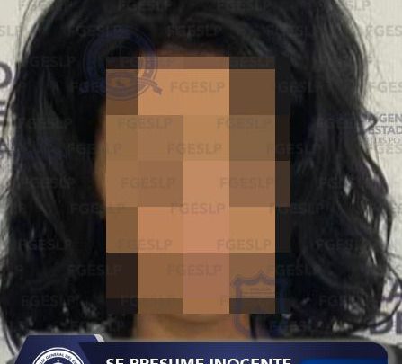 FISCALÍA POTOSINA CUMPLIMENTA ORDEN DE APREHENSIÓN POR PROBABLE ROBO CALIFICADO CONTRA TERESA “N”