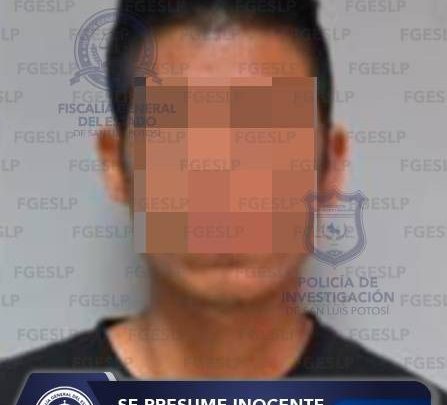 POLICÍA DE FGESLP ASEGURA A ISABEL “N” POR EL DELITO DE ARMAS PROHIBIDAS EN LA HUASTECA