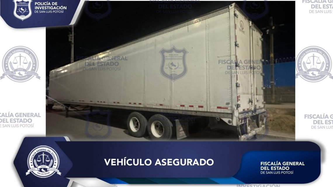POLICÍAS DE FGESLP ASEGURAN UN VEHÍCULO TIPO CAJA SECA EN LA COLONIA SAUCITO POLICÍAS DE FGESLP ASEGURAN UN VEHÍCULO TIPO CAJA SECA EN LA COLONIA SAUCITO