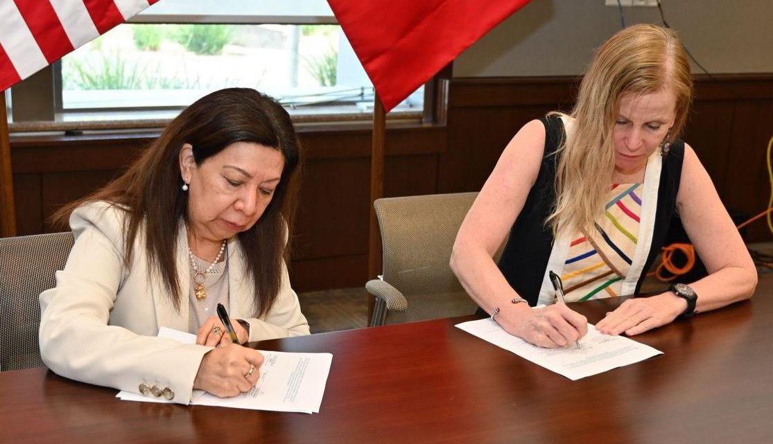 FISCALÍA POTOSINA Y CONSULADO DE EUA FIRMAN CONVENIO DE COLABORACIÓN PARA FORTALECER LA CIENCIA FORENSE